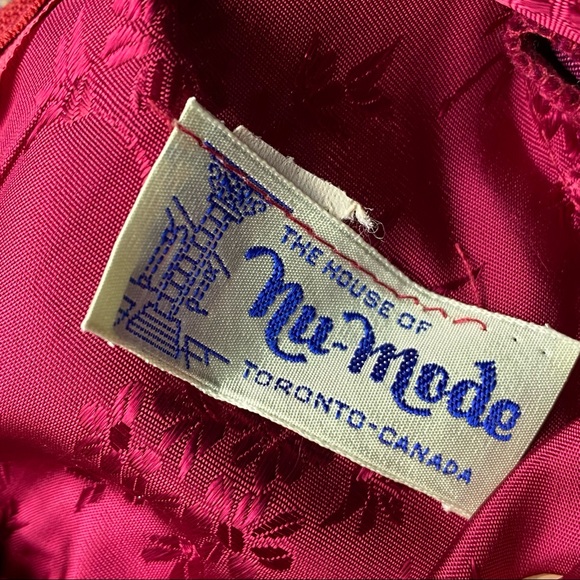 Vintage 80’s House of Nu-Mode Puff Jacquard Gown - Picture 12 of 16